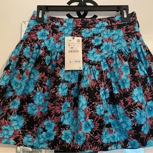 Zara skirt size small new with tags